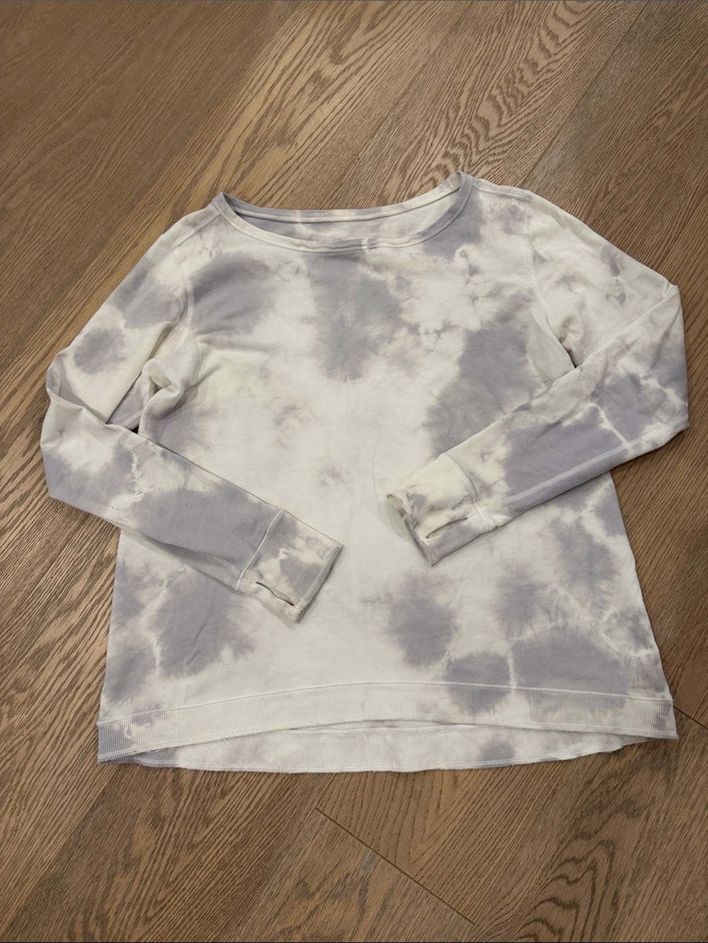 Nancy Rose Performance Gray and White Tie-Dye Long Sleeve Top